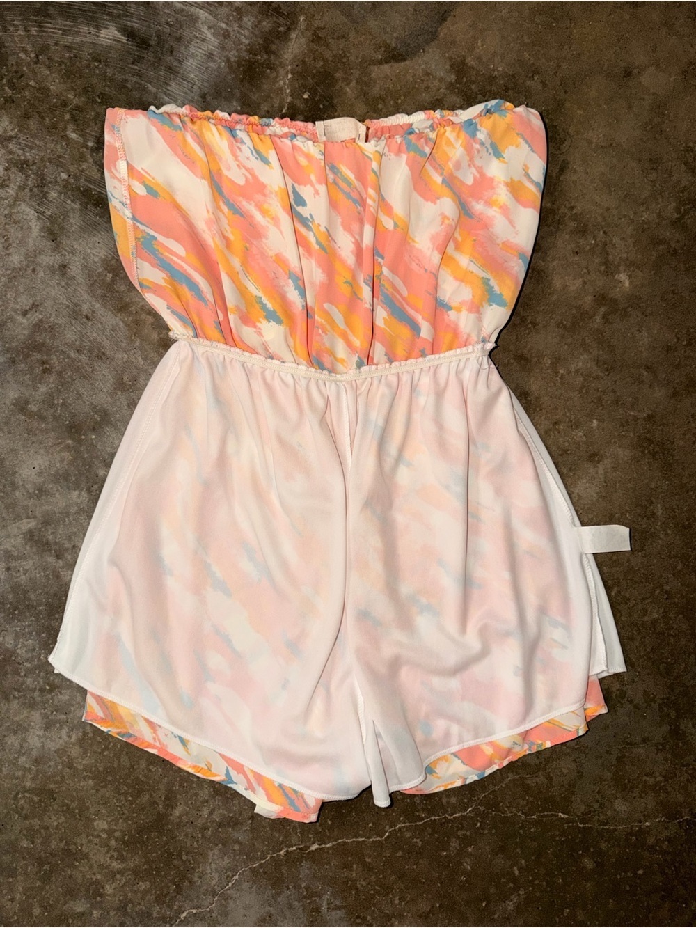Strapless Ruffle Romper Coral Abstract Print Resort Beach Vacation Summer L NWT - Picture 7 of 9